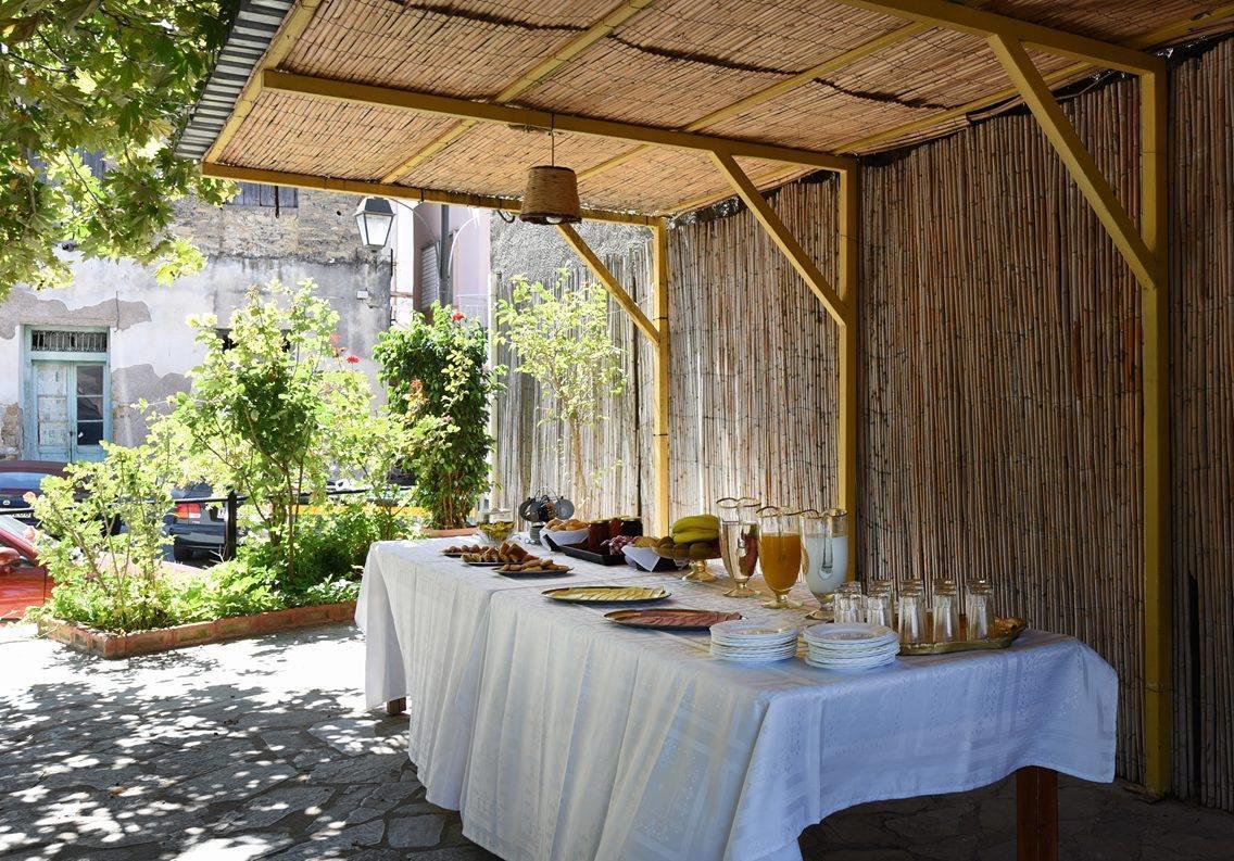 Hotel Διεθνές Zacharo Esterno foto