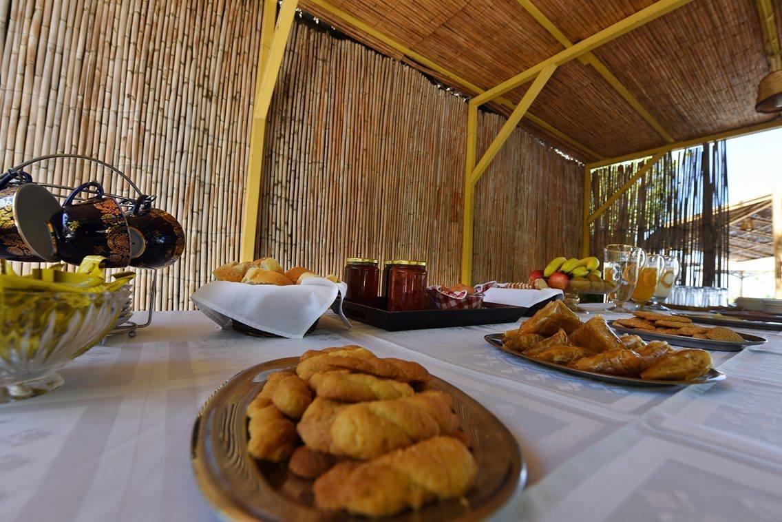 Hotel Διεθνές Zacharo Esterno foto